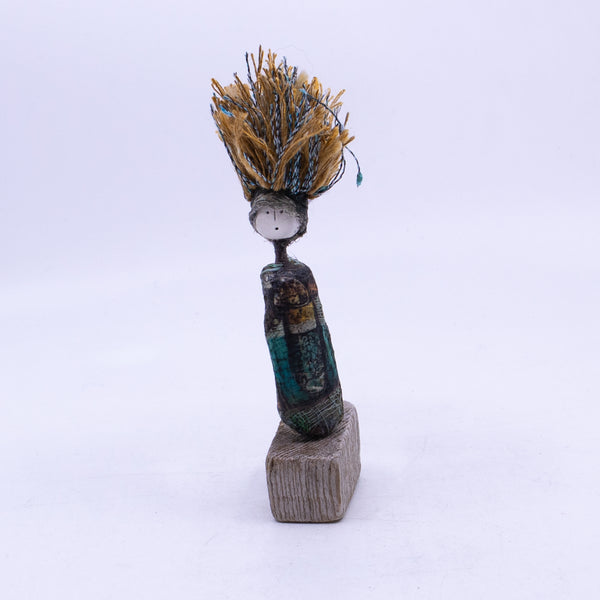 Standing Muse (green/tan)