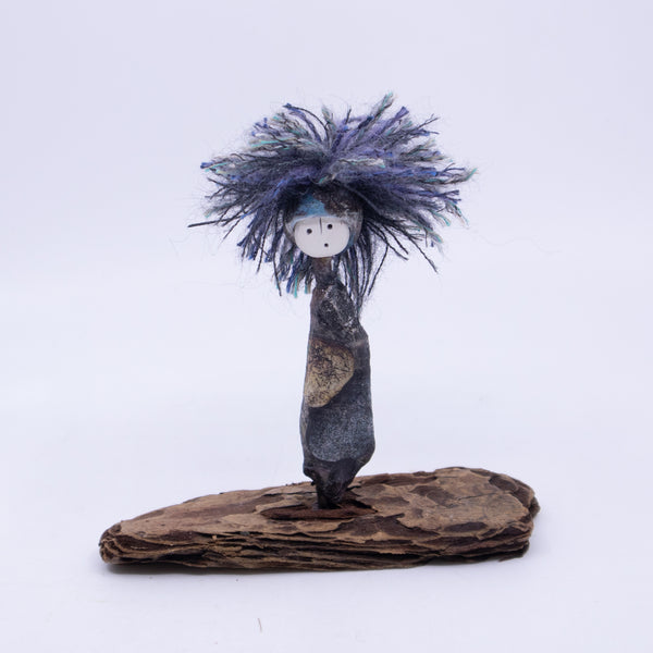Standing Mini-Muse (blue/purple)