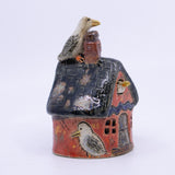 House – Round Seagull House (red/black)