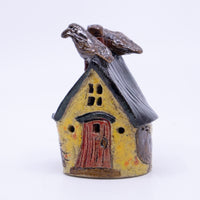 House – Round Crow House (yellow/black)