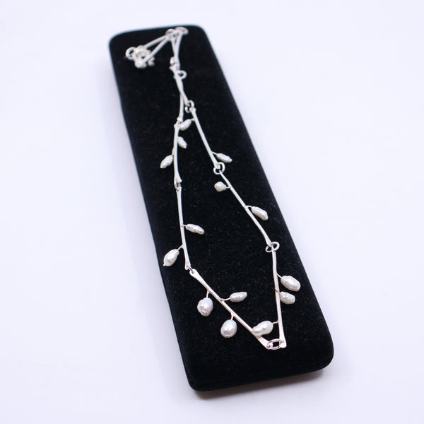 Earrings – Floral/Pearl