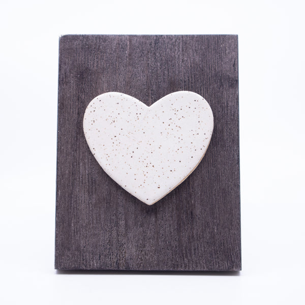 Wall Hanging – Medium (light grey heart)