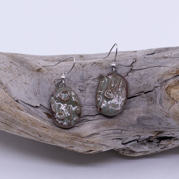 Clay Pendant Earrings (Garry Oak motif)
