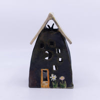 Wee Raku Cottage